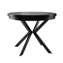 Stoły na czarnych nogach